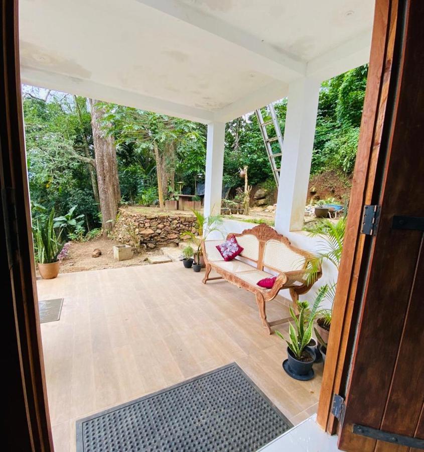 Pearl'S Homestay มาตาเล ภายนอก รูปภาพ